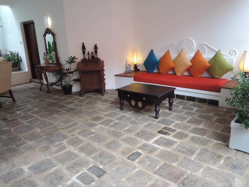 Bed & Breakfast Anugaa In The Colombo